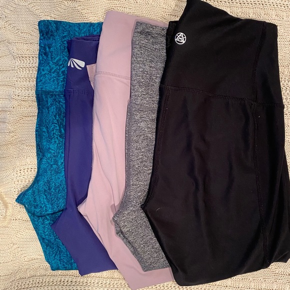 Cropped legging bundle! - Picture 1 of 4